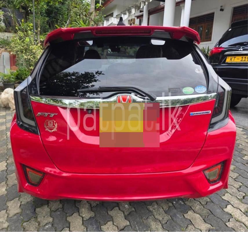 Advertisement image 3