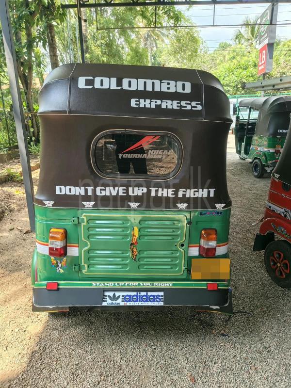 Bajaj 2 stroke 2009 - Used Three wheeler sale in Sri Lanka - patpat.lk