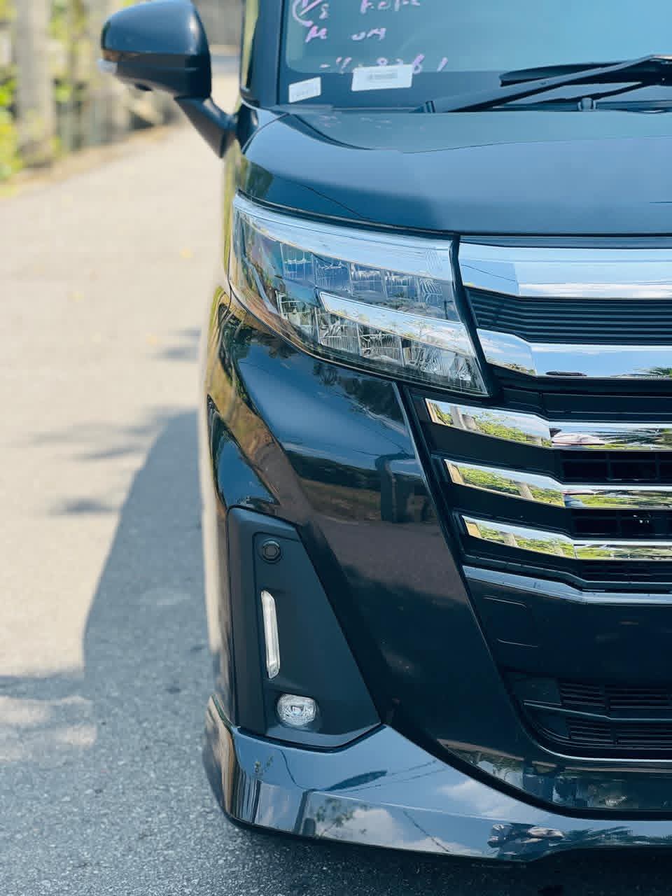 Toyota Roomy 2024 - අලුත් වෑන් රථය sale in Sri Lanka - patpat.lk