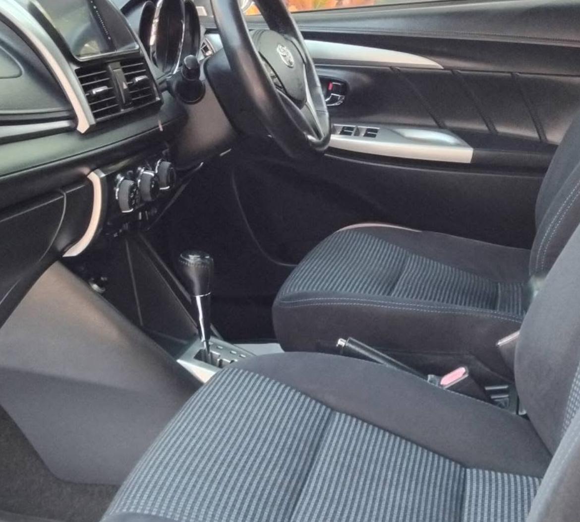Toyota Yaris 2014 - භාවිතා කරන ලද කාර් sale in Sri Lanka - patpat.lk