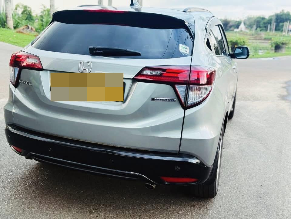 Honda Vezel 2014 - பயன்படுத்தப்பட்டது SUV sale in Sri Lanka - patpat.lk