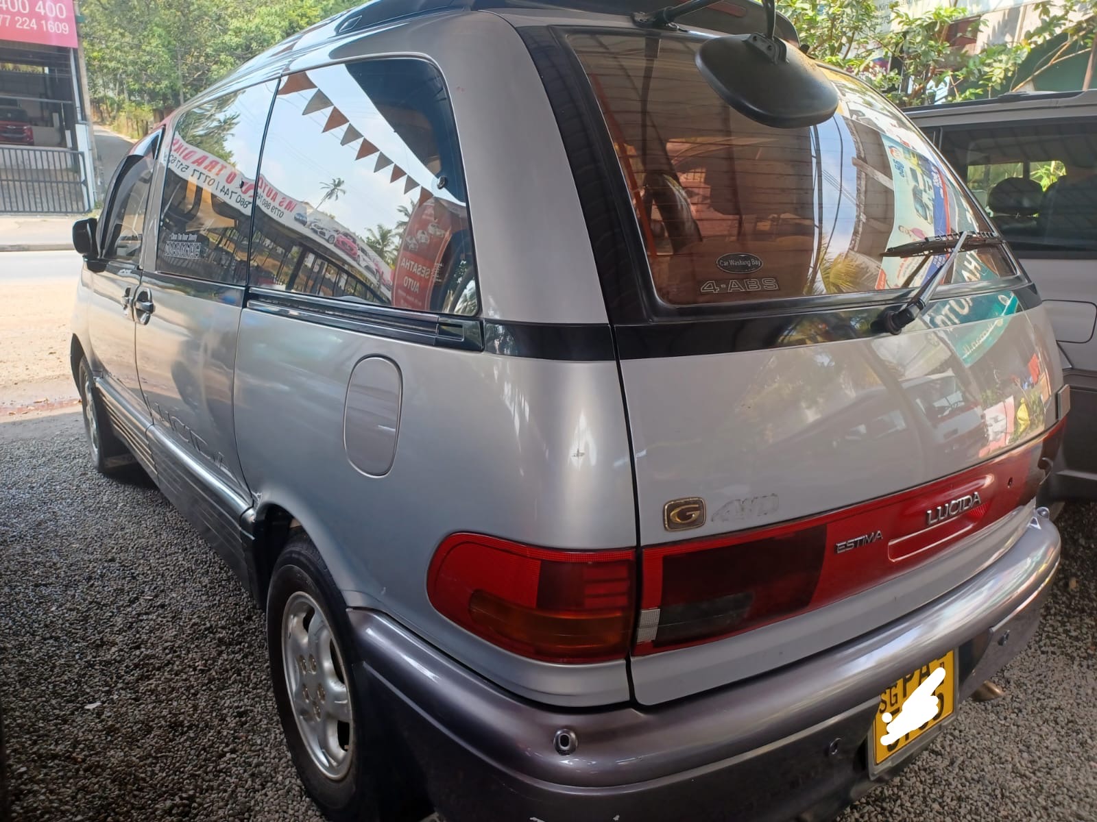 Toyota Estima 1993 - பயன்படுத்தப்பட்டது வேன் sale in Sri Lanka - patpat.lk