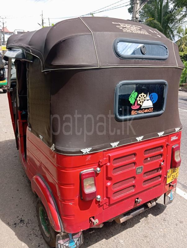 Bajaj Three Wheel 2016 - பயன்படுத்தப்பட்டது முச்சக்கர வண்டி sale in Sri Lanka - patpat.lk