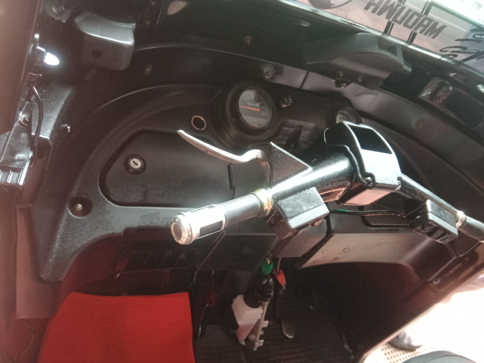 Bajaj Three Wheel 2015 - பயன்படுத்தப்பட்டது முச்சக்கர வண்டி sale in Sri Lanka - patpat.lk