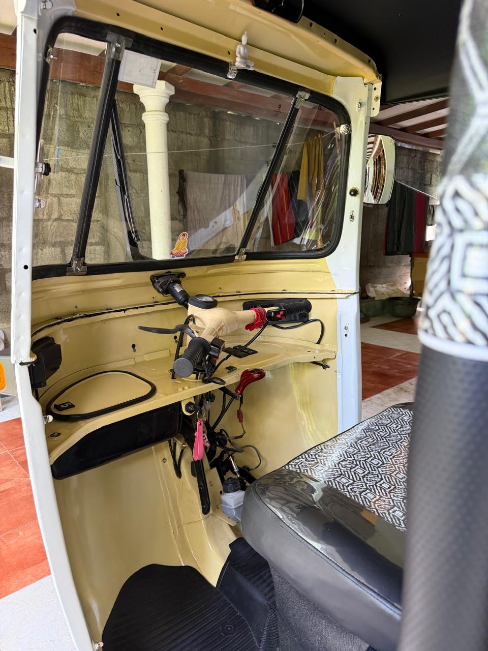 Bajaj 2 stroke 2005 - භාවිතා කරන ලද ත්‍රිරෝද රථය sale in Sri Lanka - patpat.lk