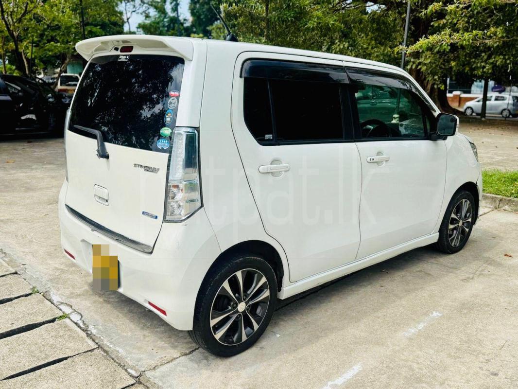 Advertisement image 3