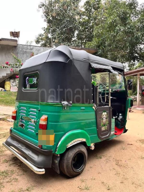 Bajaj Three Wheel 2013 - பயன்படுத்தப்பட்டது முச்சக்கர வண்டி sale in Sri Lanka - patpat.lk