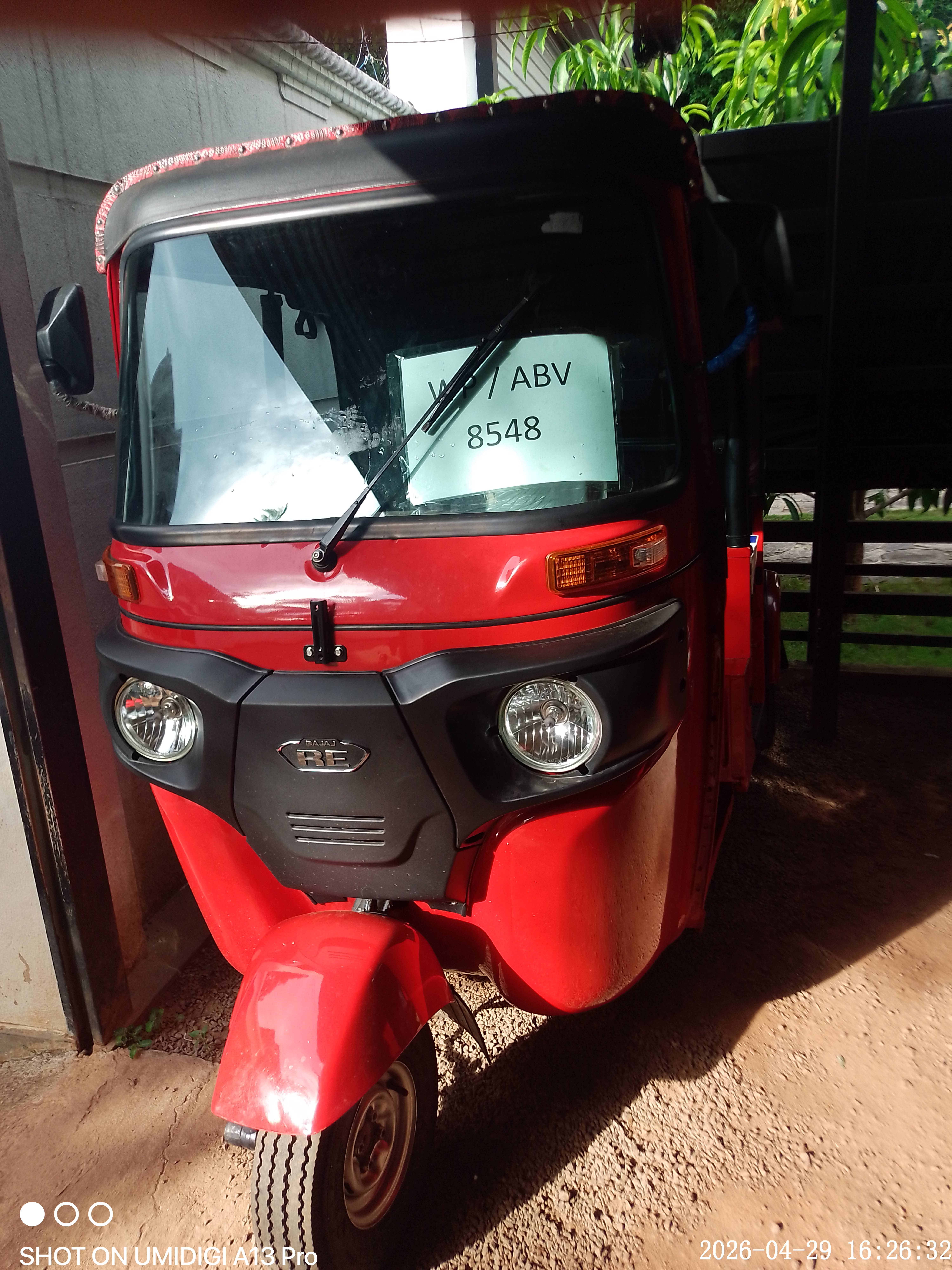 Bajaj Three Wheel 2025 - சான்றளிக்கப்பட்டது முச்சக்கர வண்டி sale in Sri Lanka - patpat.lk