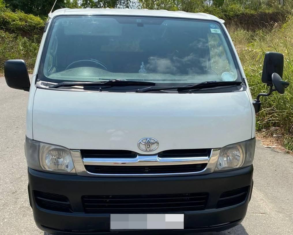 Toyota Hiace 2006 ads-image-1