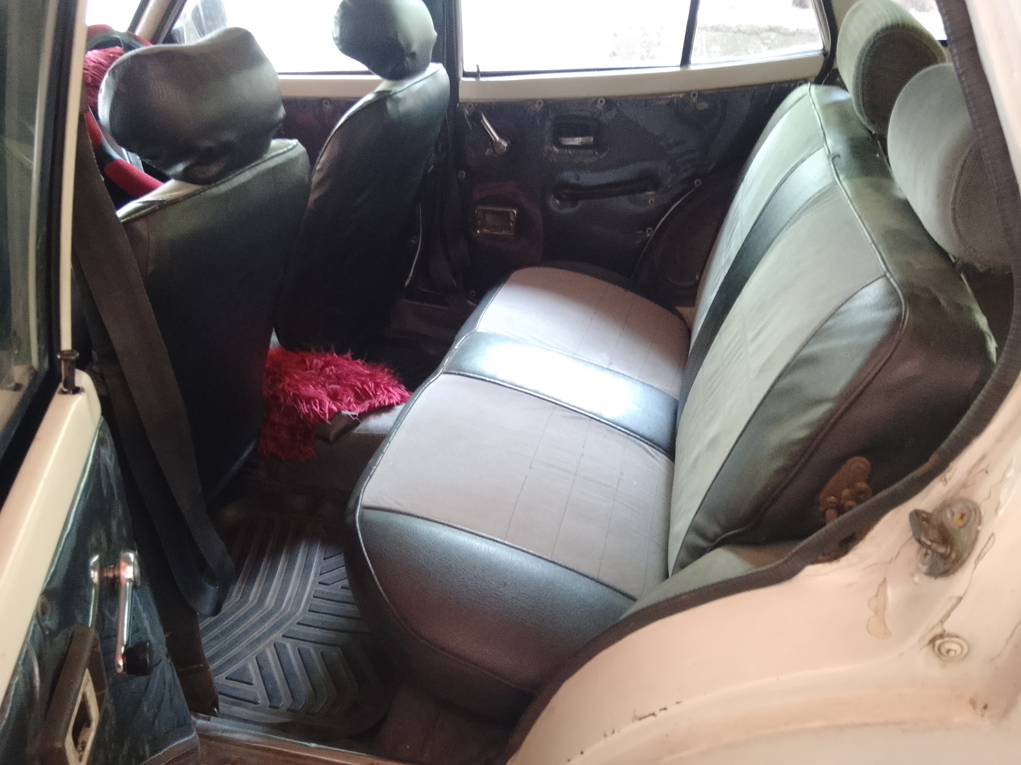 Mitsubishi Lancer 1981 - பயன்படுத்தப்பட்டது கார் sale in Sri Lanka - patpat.lk