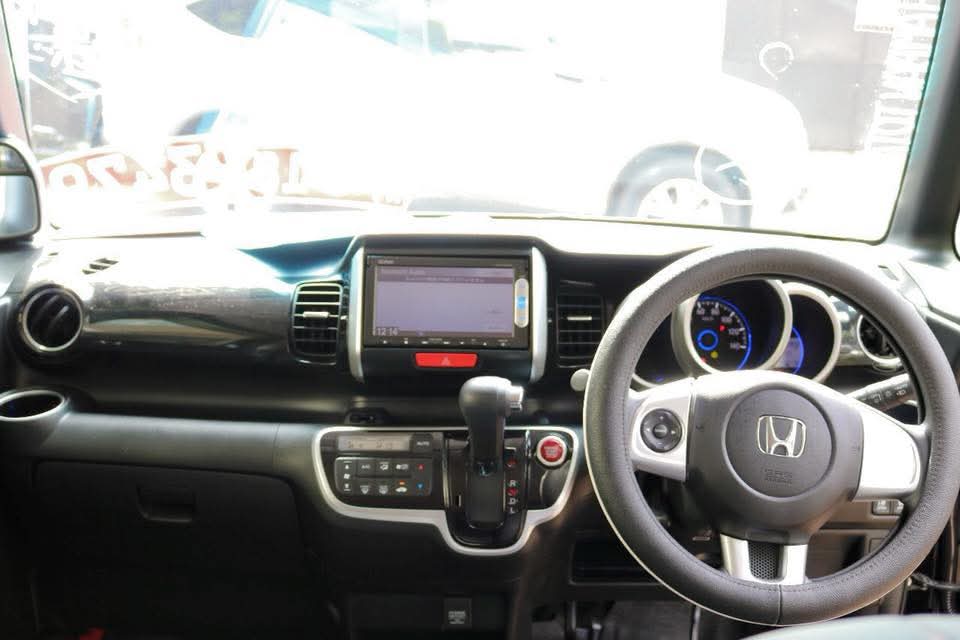 Advertisement image 3