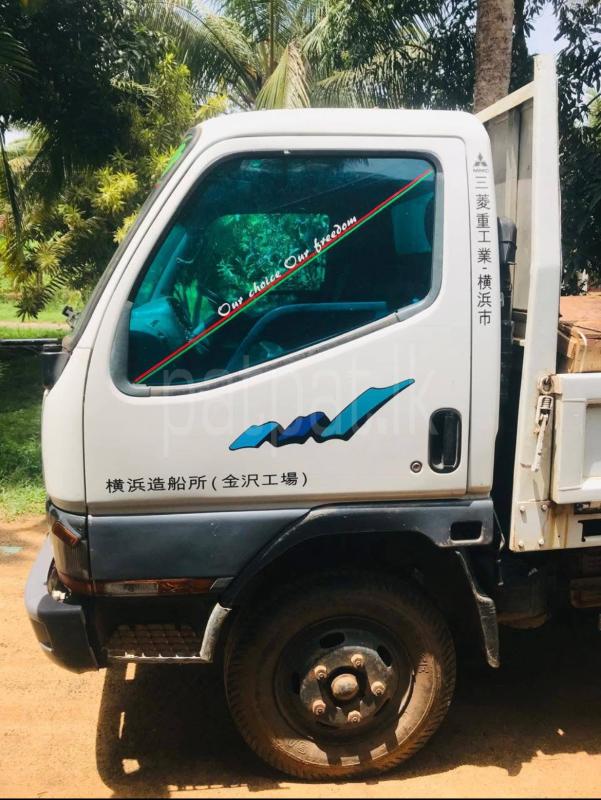 Mitsubishi Canter 1995 - பயன்படுத்தப்பட்டது டிரக் sale in Sri Lanka - patpat.lk