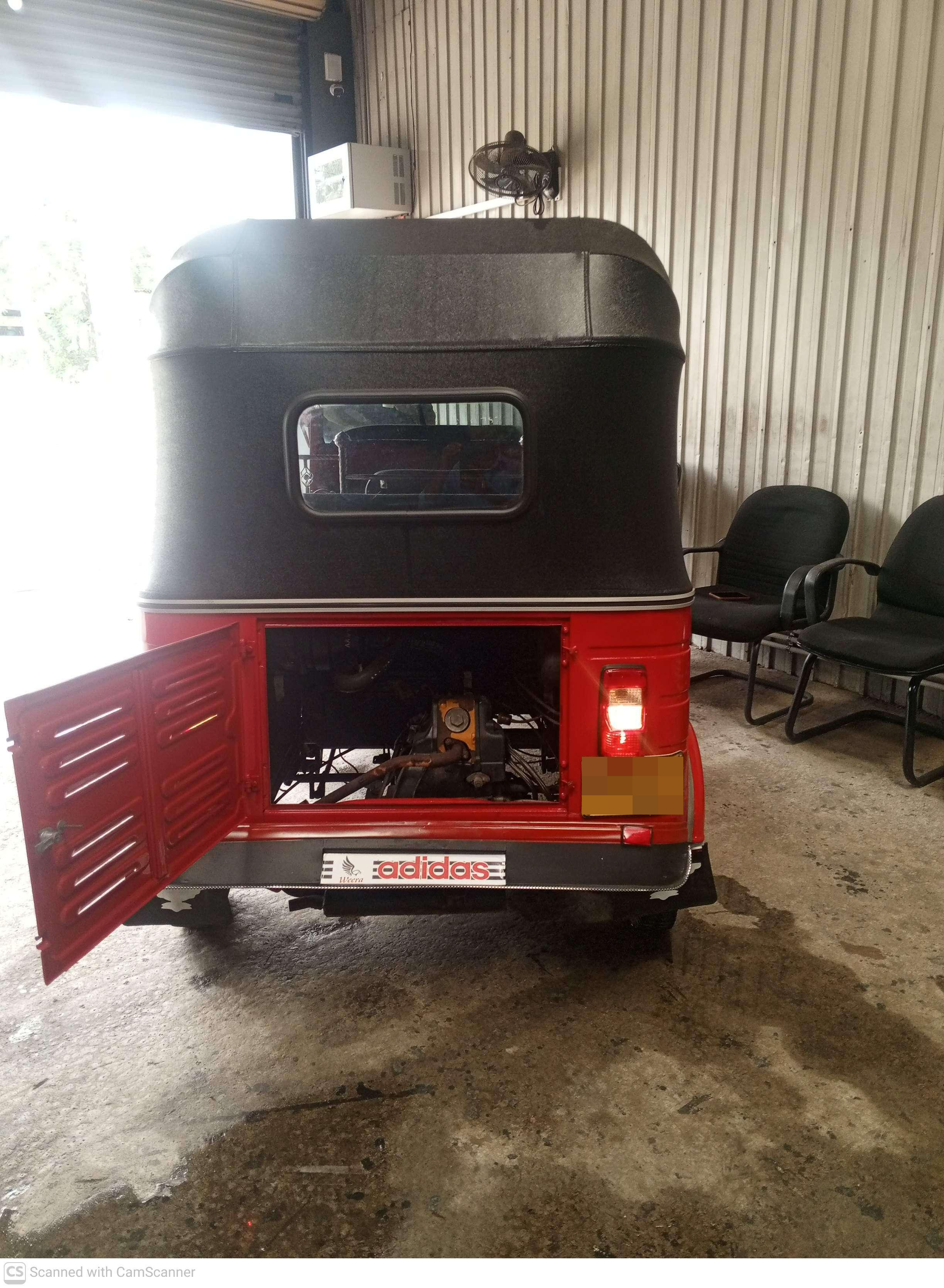 Bajaj Three Wheel 2013 - භාවිතා කරන ලද ත්‍රිරෝද රථය sale in Sri Lanka - patpat.lk