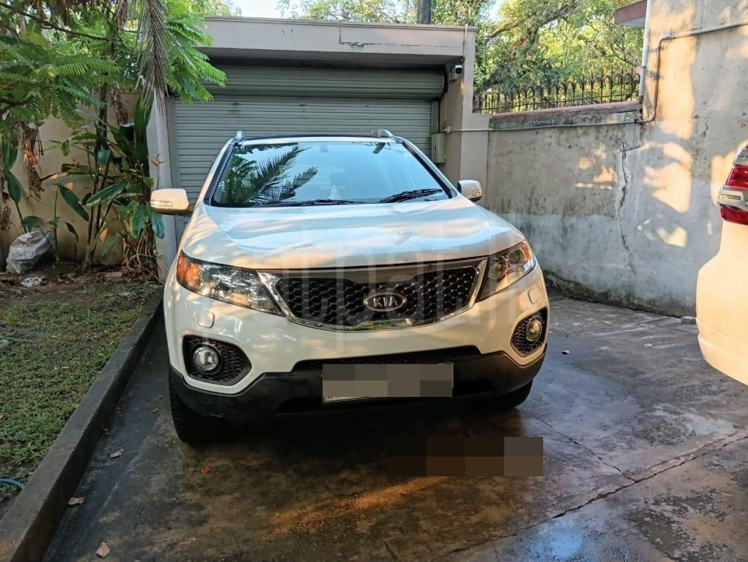 KIA Sorento 2012 - பயன்படுத்தப்பட்டது SUV sale in Sri Lanka - patpat.lk