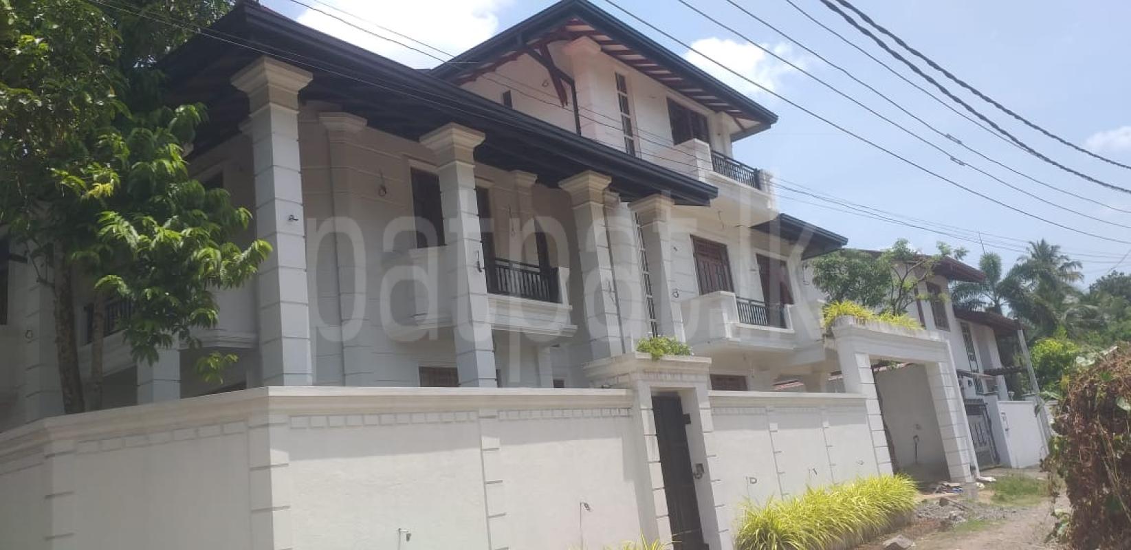 House for Sale in Gampaha ads-image-1