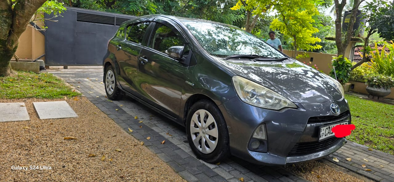 Toyota Aqua 2013 - Used Car sale in Sri Lanka - patpat.lk