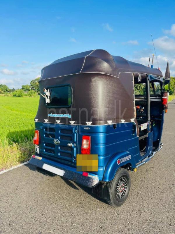 Bajaj 2 stroke 2006 - பயன்படுத்தப்பட்டது முச்சக்கர வண்டி sale in Sri Lanka - patpat.lk
