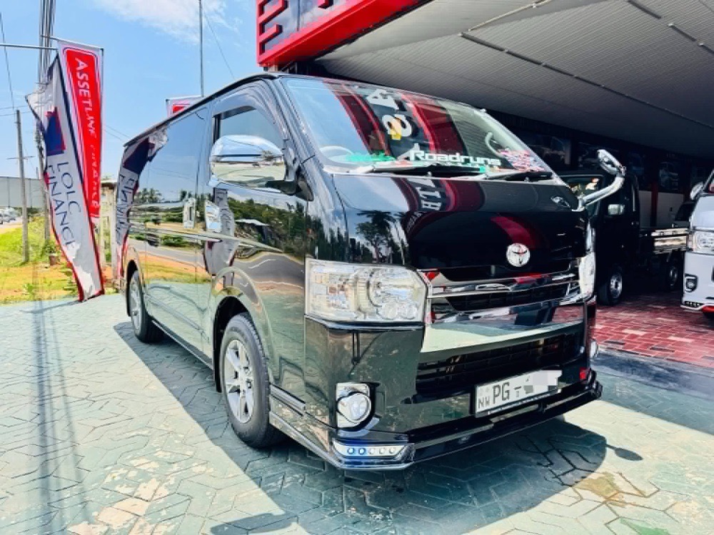 Toyota Hiace 2015 - Used Van sale in Sri Lanka - patpat.lk