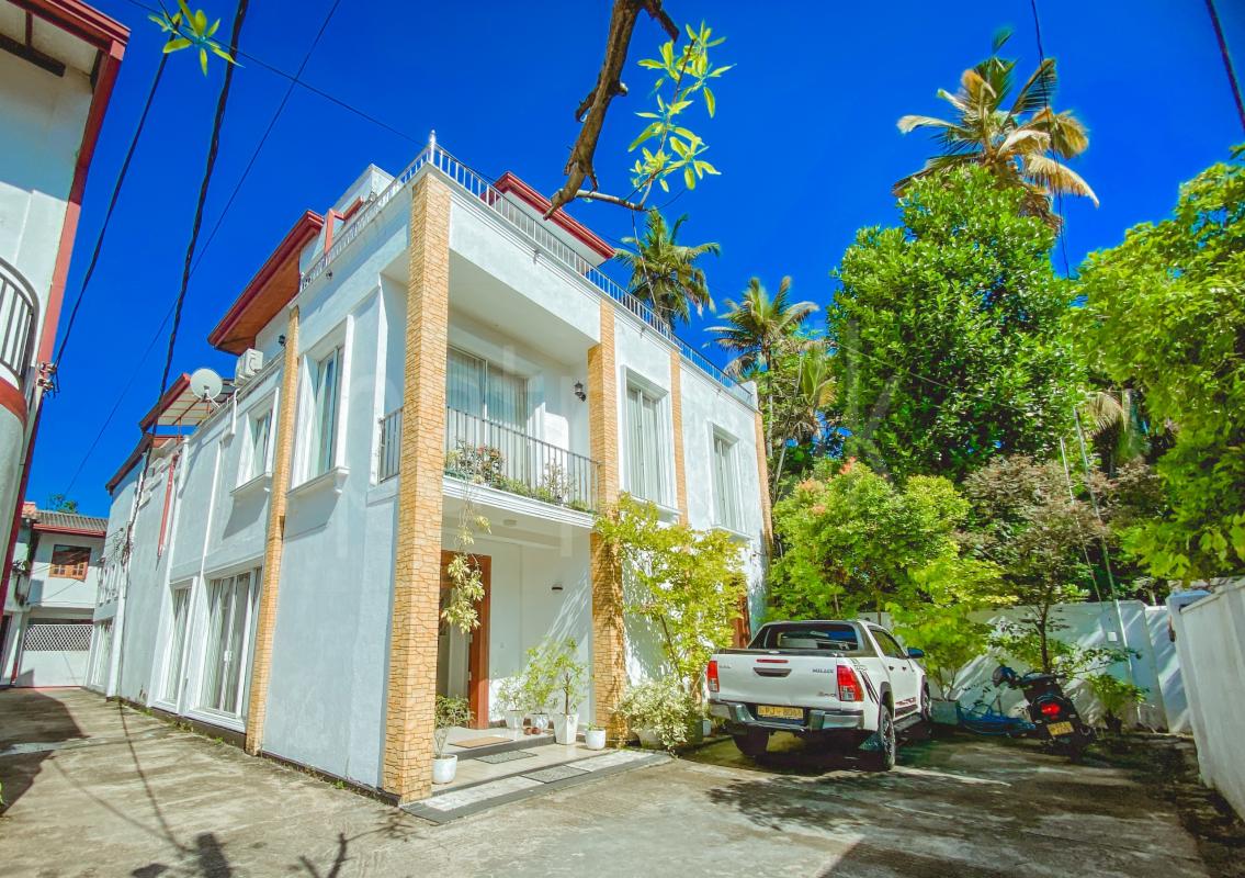 House for Sale in Mount Lavinia ads-image-1
