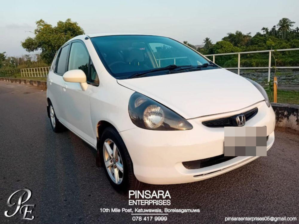 Honda Fit 2003 - பயன்படுத்தப்பட்டது கார் sale in Sri Lanka - patpat.lk