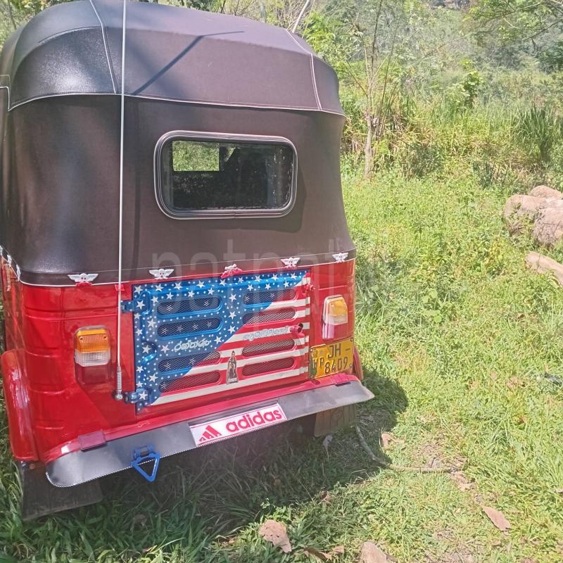 Bajaj Three Wheel 2004 - பயன்படுத்தப்பட்டது முச்சக்கர வண்டி sale in Sri Lanka - patpat.lk