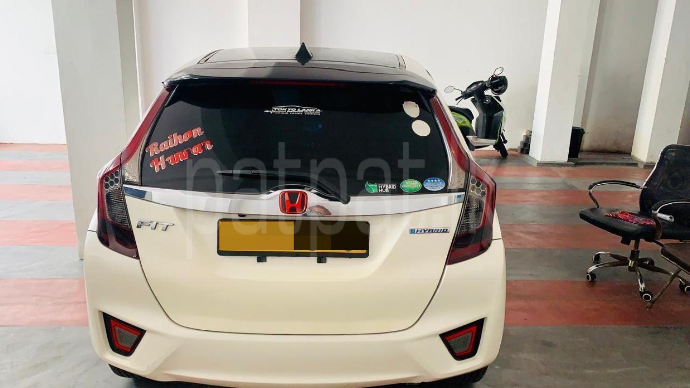 Honda Fit 2014 - பயன்படுத்தப்பட்டது கார் sale in Sri Lanka - patpat.lk