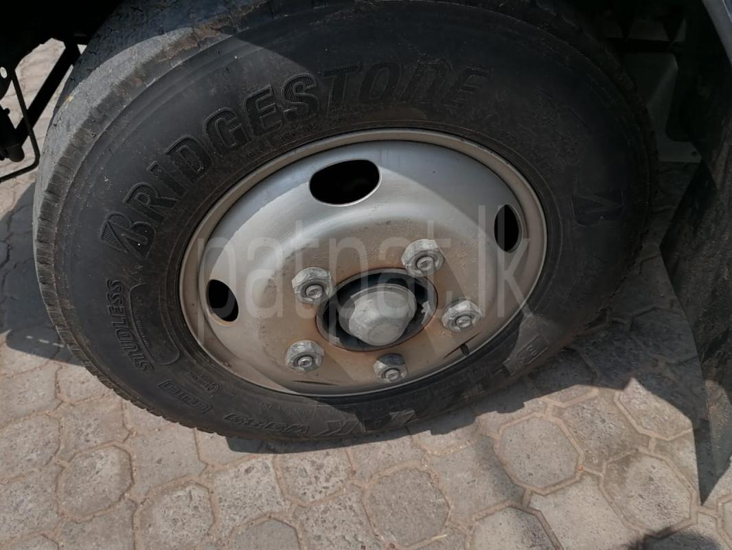 Advertisement image 6