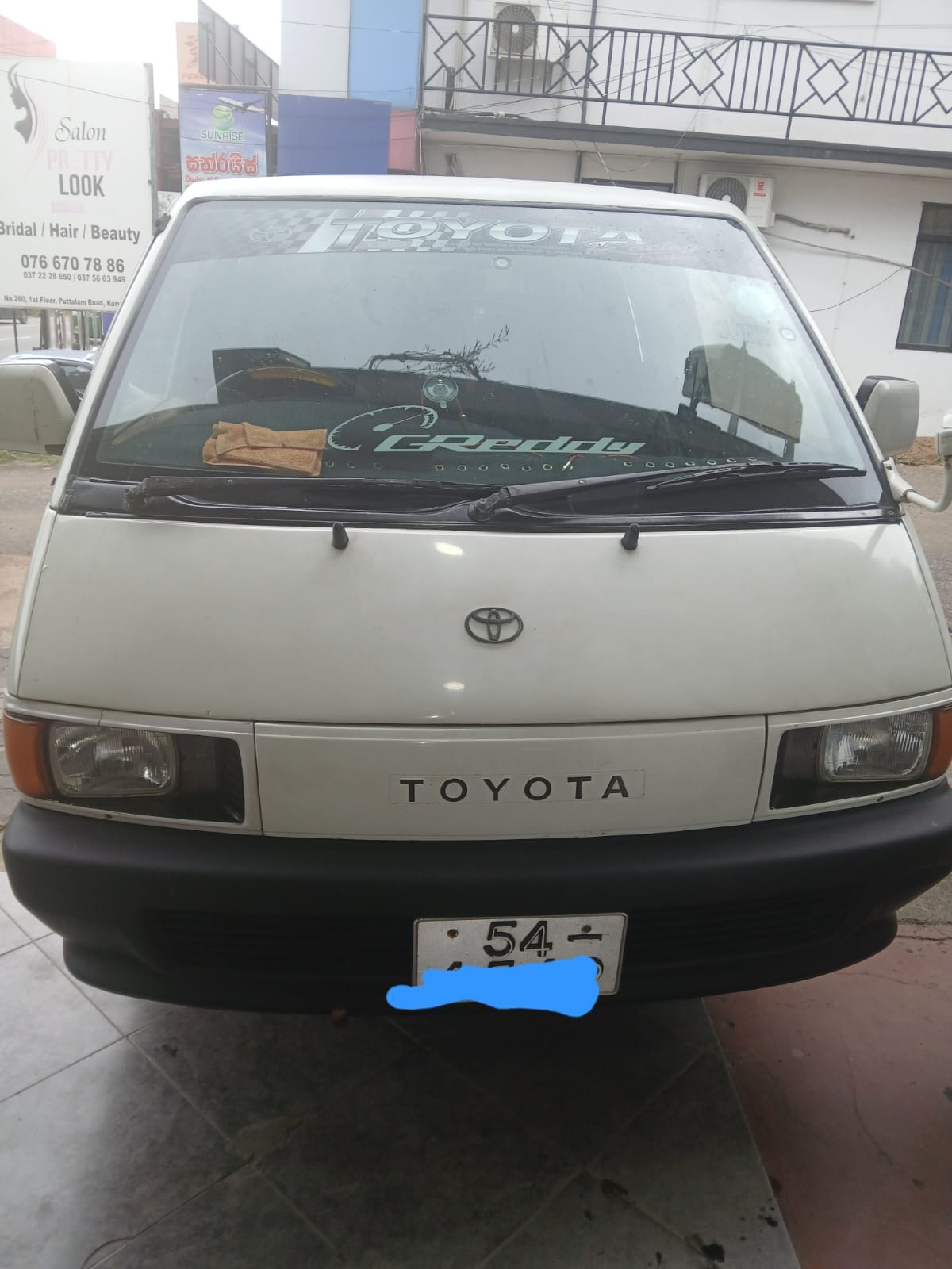 Toyota TownAce 1990 - பயன்படுத்தப்பட்டது வேன் sale in Sri Lanka - patpat.lk