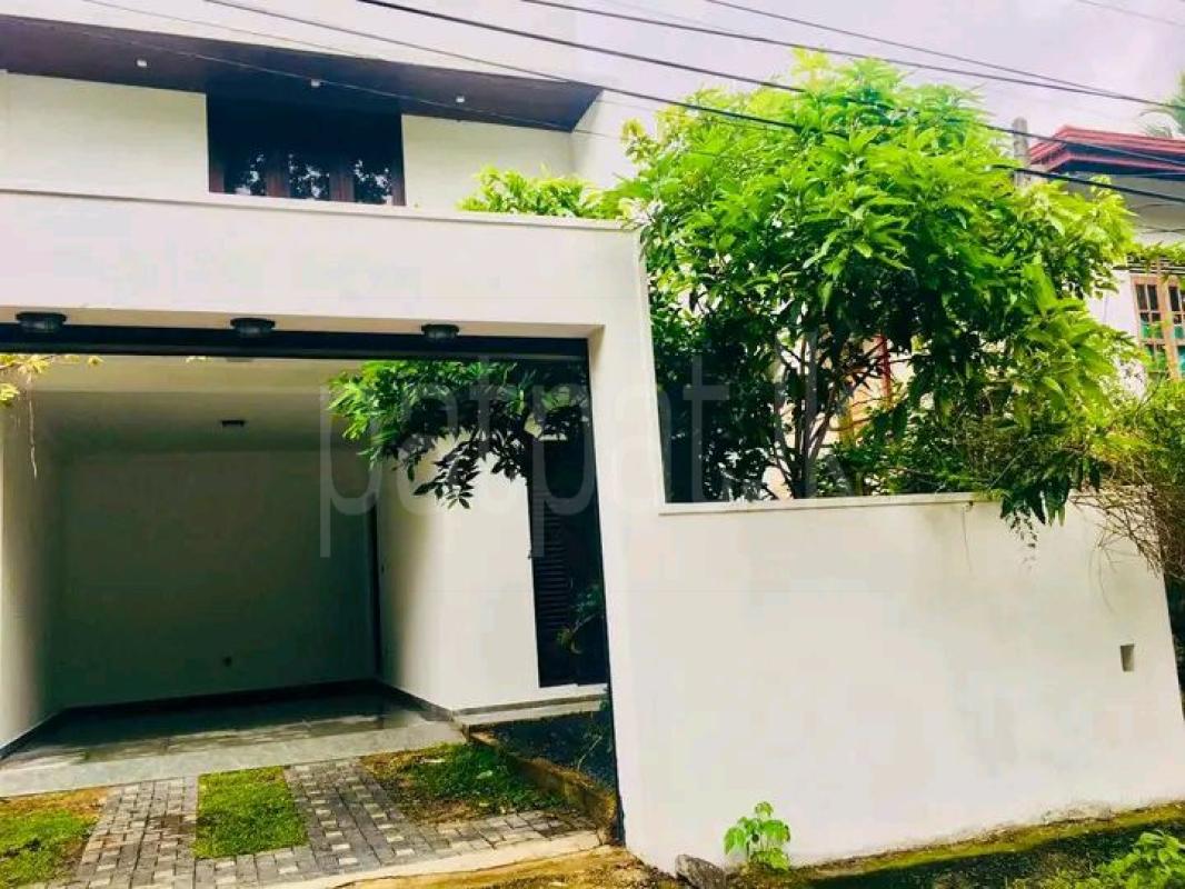 House for Sale in Piliyandala ads-image-1