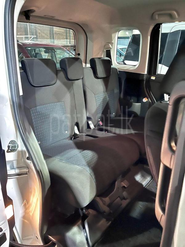 Advertisement image 5