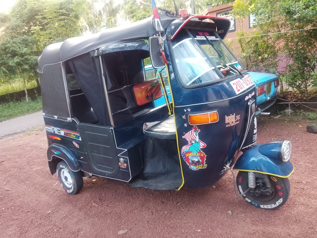 Bajaj Three Wheel 2003 - භාවිතා කරන ලද ත්‍රිරෝද රථය sale in Sri Lanka - patpat.lk