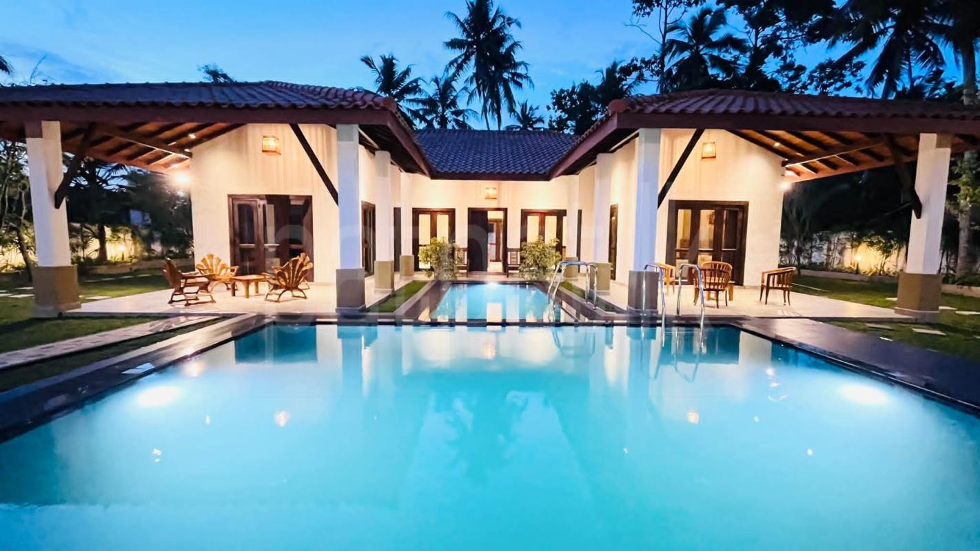 Hotel for Sale in Negombo