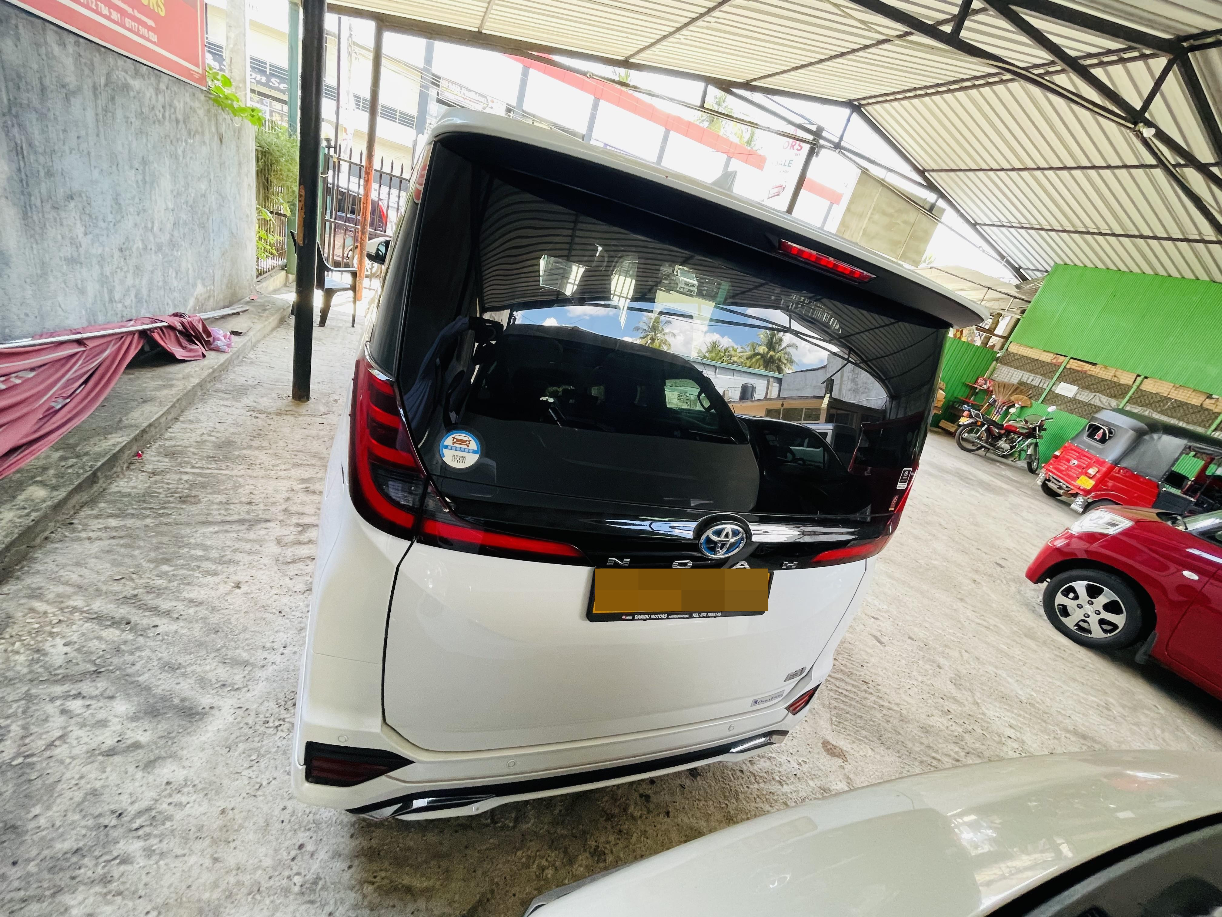 Advertisement image 6