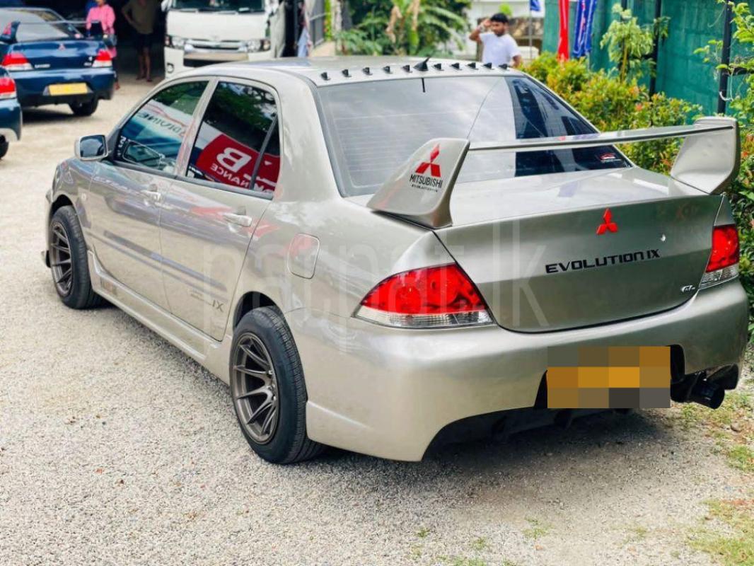 Advertisement image 5