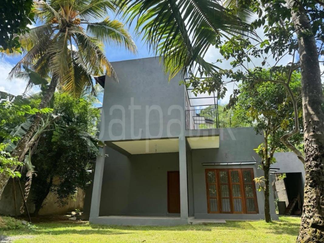 House for Sale in Kahathuduwa