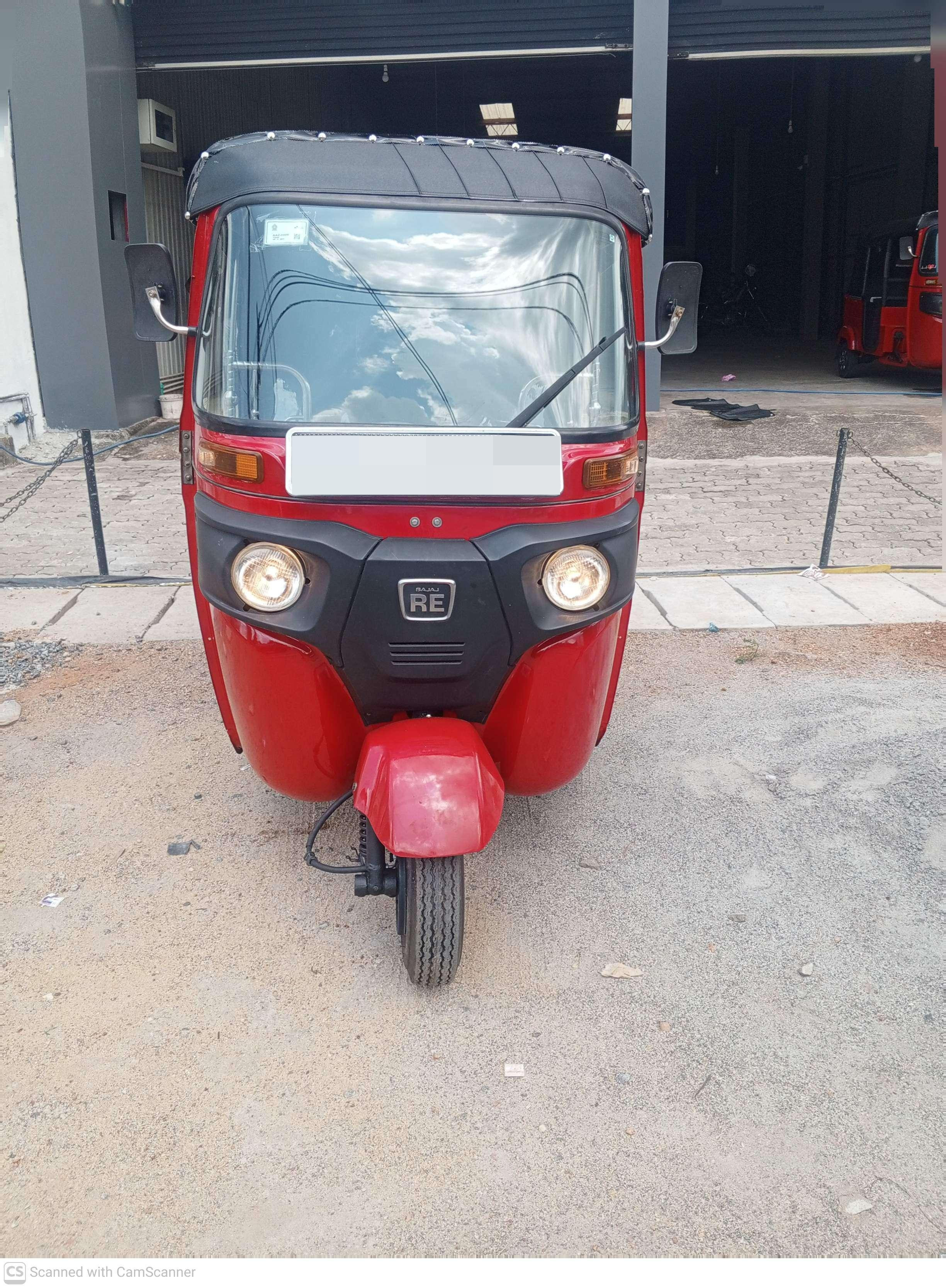 Bajaj Three Wheel 2015 - භාවිතා කරන ලද ත්‍රිරෝද රථය sale in Sri Lanka - patpat.lk
