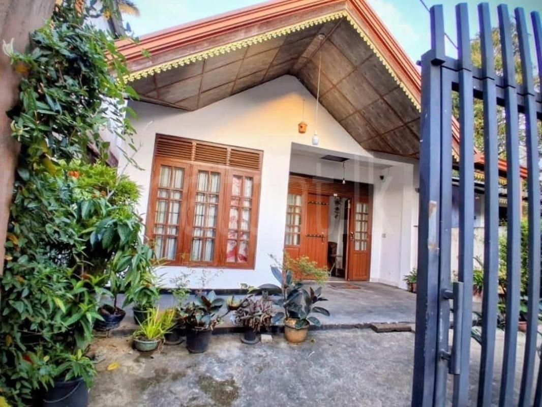 House for Sale in Gampola ads-image-1