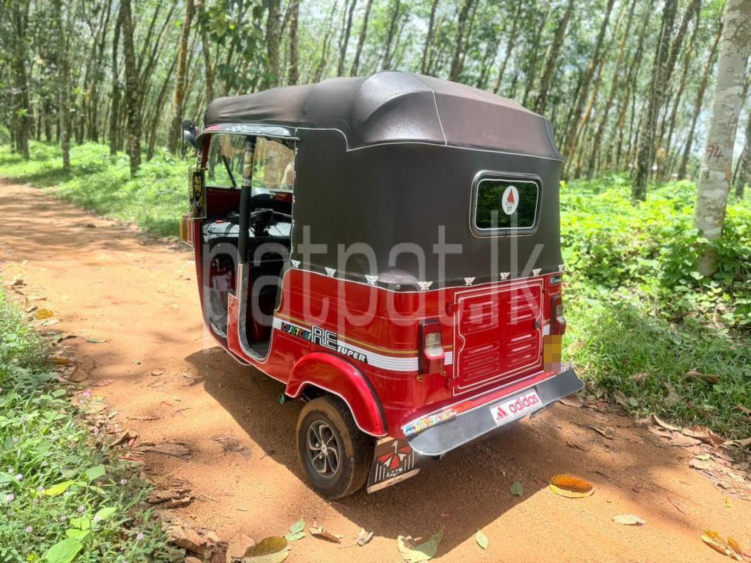 Advertisement image 6