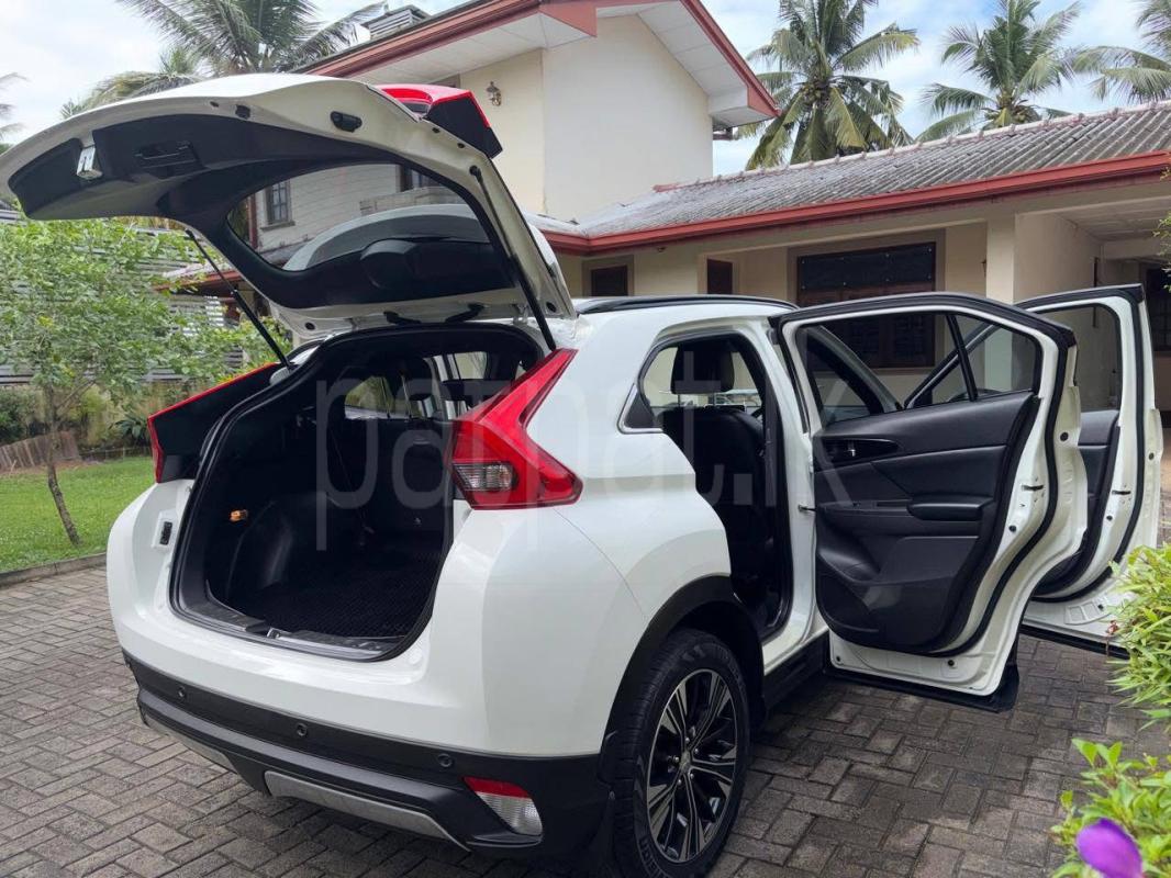 Mitsubishi ECLIPE 2019 - பயன்படுத்தப்பட்டது SUV sale in Sri Lanka - patpat.lk