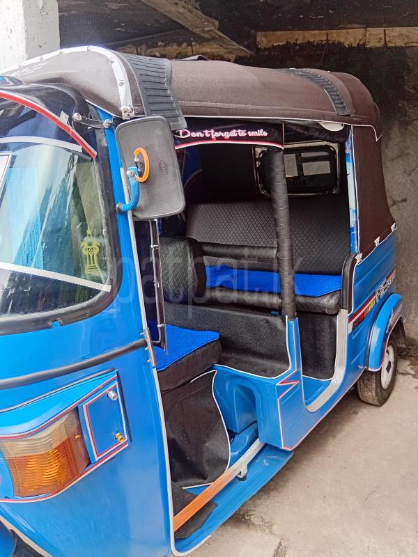 Bajaj Three Wheel 2012 - பயன்படுத்தப்பட்டது முச்சக்கர வண்டி sale in Sri Lanka - patpat.lk