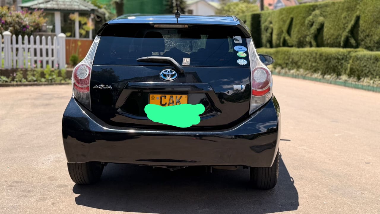 Toyota Aqua 2013 - භාවිතා කරන ලද කාර් sale in Sri Lanka - patpat.lk