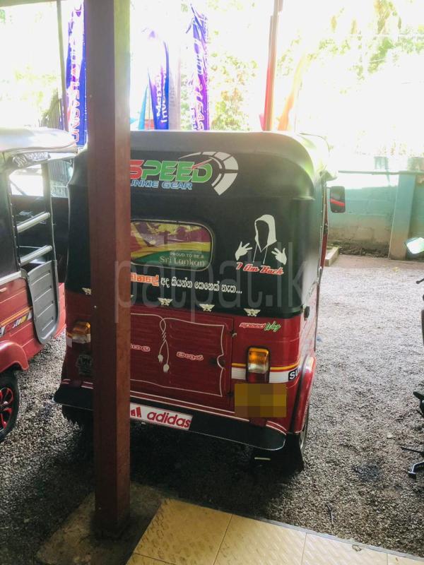 Bajaj Three Wheel 2006 - பயன்படுத்தப்பட்டது முச்சக்கர வண்டி sale in Sri Lanka - patpat.lk