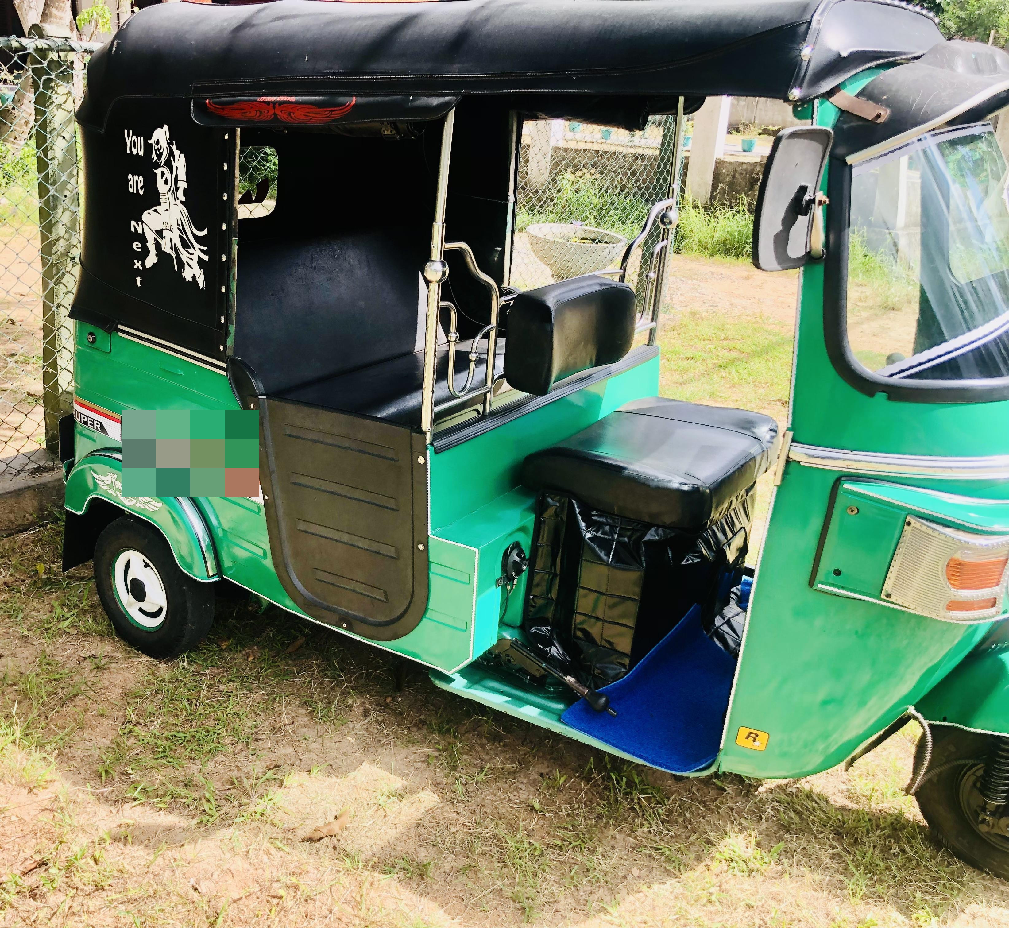 Bajaj 4 stroke 2012 - பயன்படுத்தப்பட்டது முச்சக்கர வண்டி sale in Sri Lanka - patpat.lk