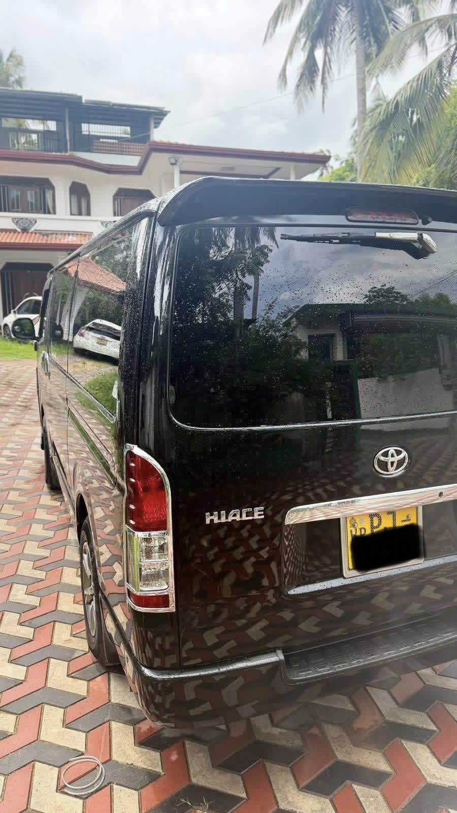 Toyota Hiace 2016 - Used Van sale in Sri Lanka - patpat.lk