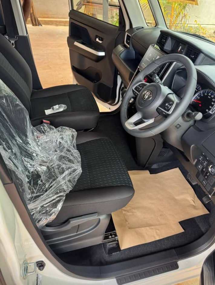 Toyota Roomy 2025 - Brand New Van sale in Sri Lanka - patpat.lk