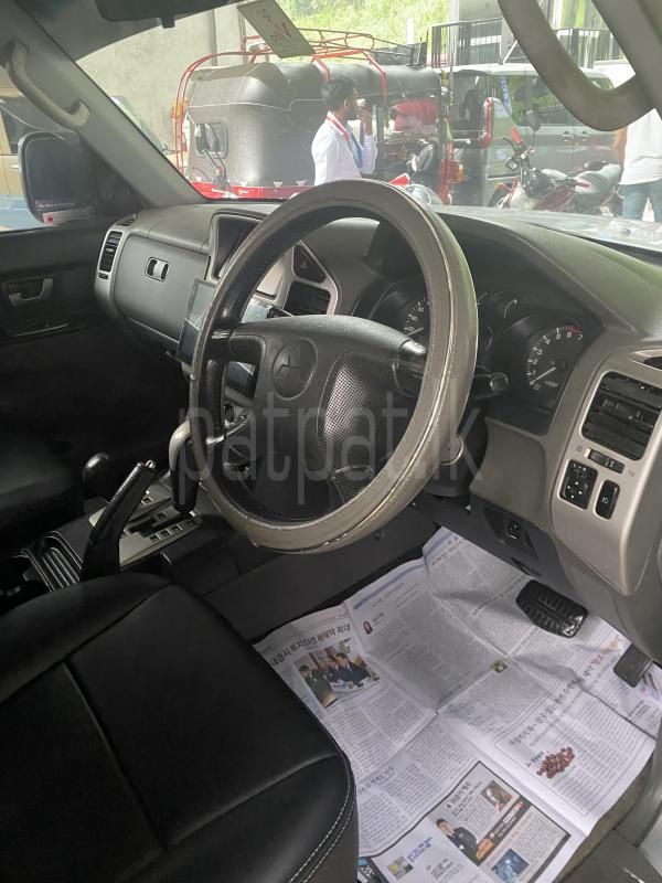Mitsubishi Montero 2005 - பயன்படுத்தப்பட்டது SUV sale in Sri Lanka - patpat.lk
