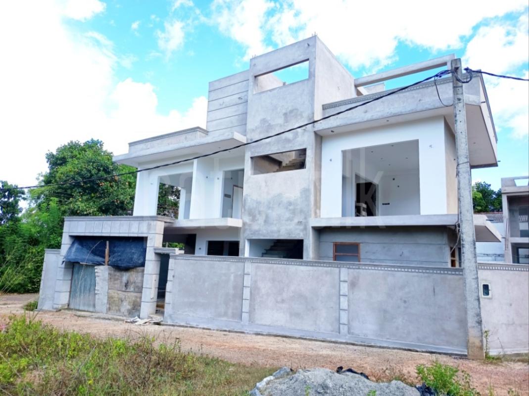 House for Sale in Piliyandala