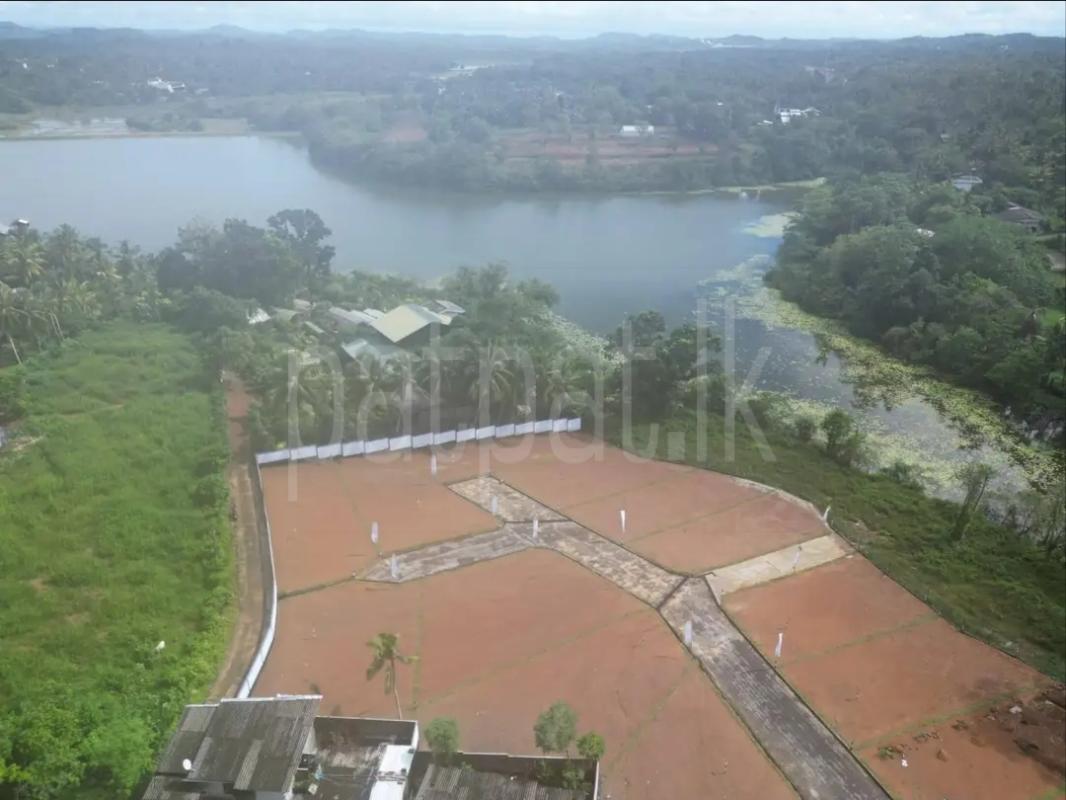 Residential Land for Sale in Bandaragama