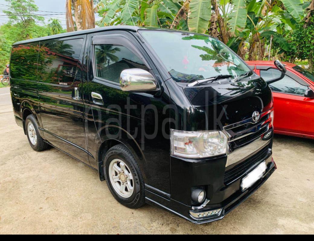 Toyota Hiace 2012 - பயன்படுத்தப்பட்டது வேன் sale in Sri Lanka - patpat.lk