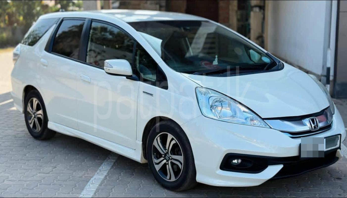 Advertisement image 3